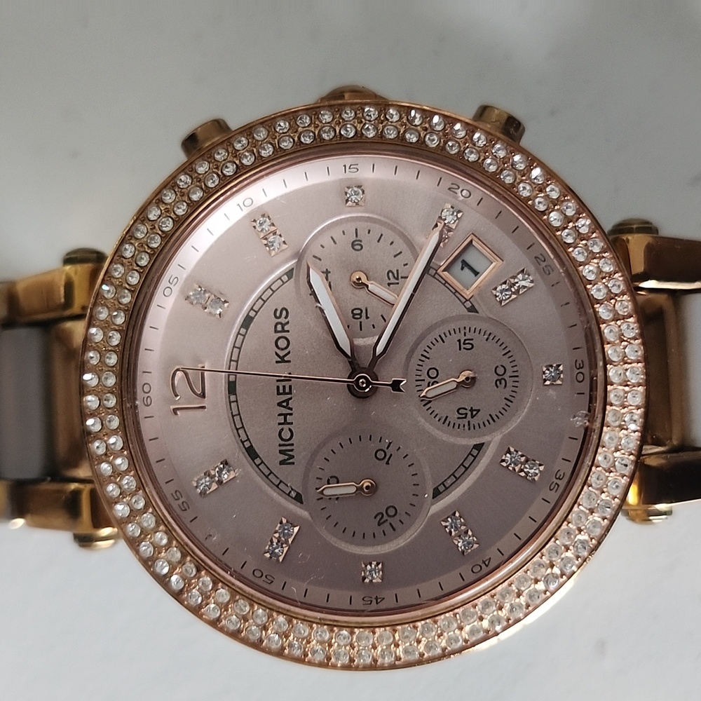 Michael kors rose gold watch